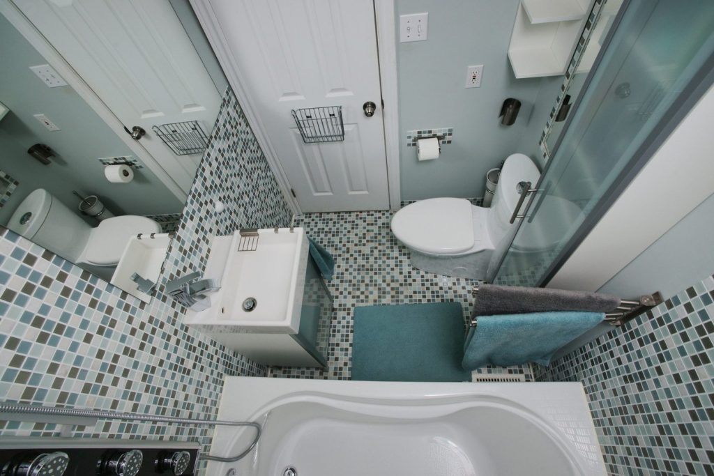 Дизайн-проект ванной комнаты 2 на 2 метра