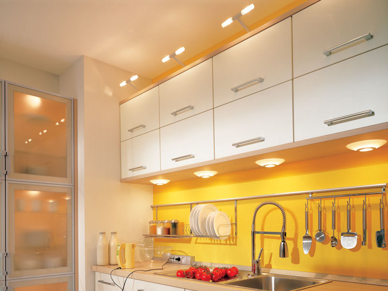 Как правильно на кухне организовать освещение: фото и грамотный потолочный свет в различных ее зонах