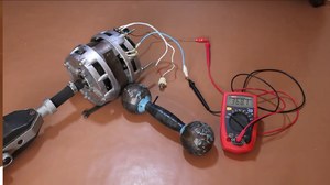 Как сделать генератор переменного тока своими руками из асинхронного электродвигателя