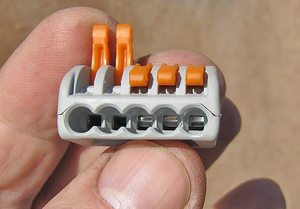 Клеммники для соединения проводов: виды, преимущества и особенности грамотного соединения кабелей