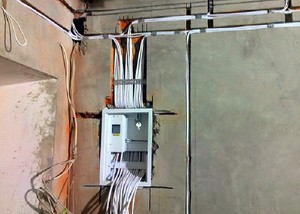 Проводка в квартире: схема проводки, монтаж электропроводки своими руками, трехфазный ввод в частный дом