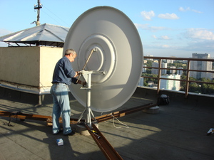 Самостоятельный монтаж и установка спутниковых антенн, как настраивать без специальных приборов
