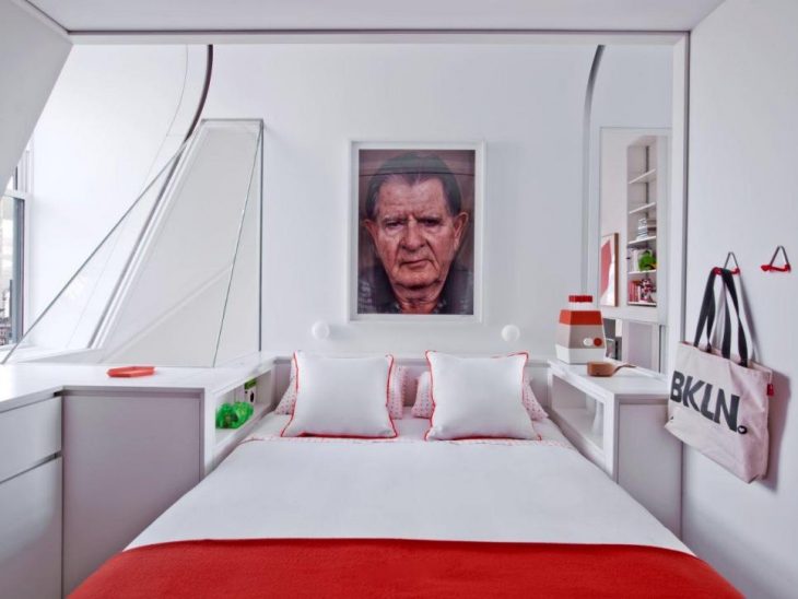 Современный красивый дизайн маленькой спальни