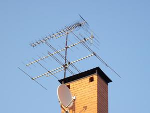 Выбор антенны для телевизора: комнатные и наружные, с усилителем сигнала и без него, цифровое телевидение