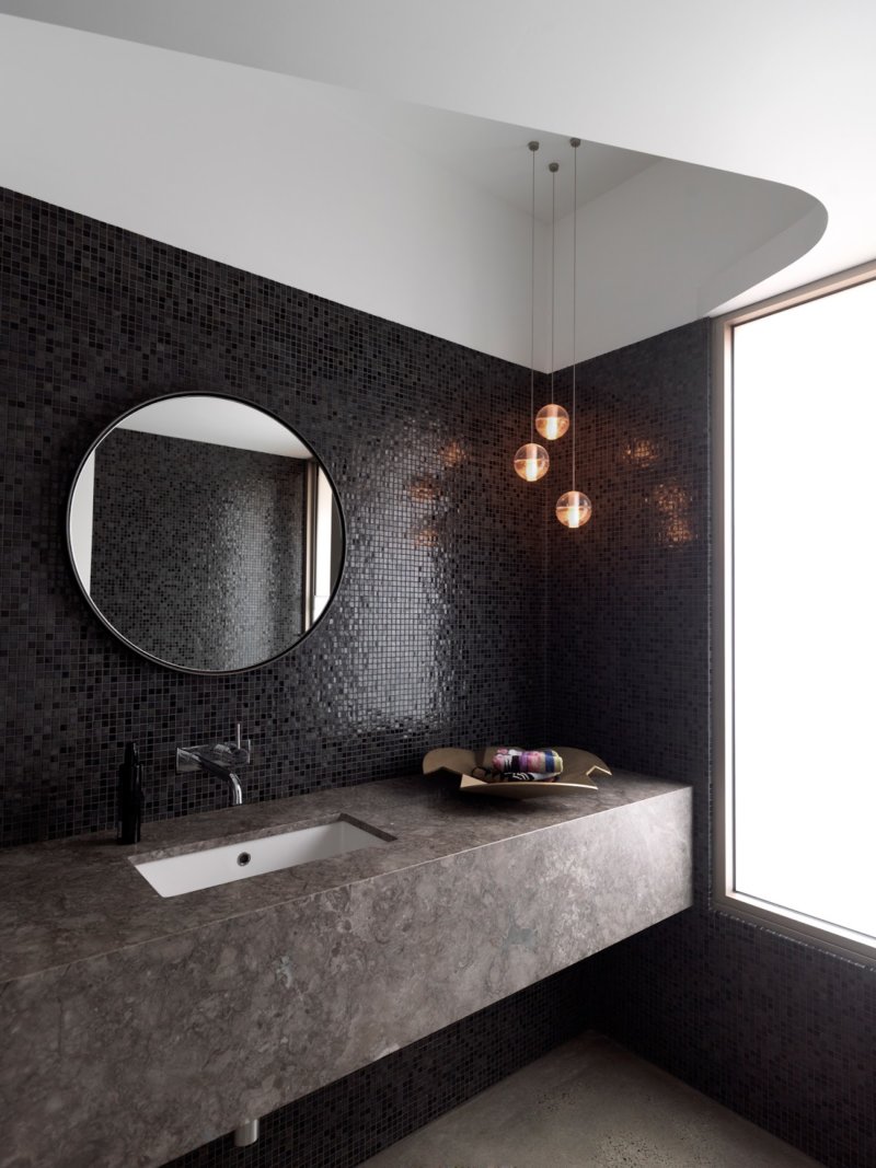 ​Черная ванная комната: дизайн-решения и практические советы