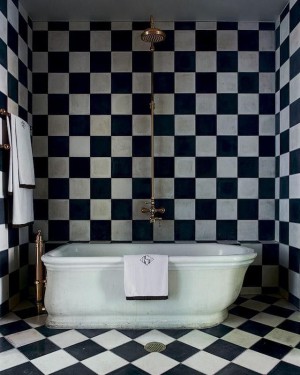 ​Черная ванная комната: дизайн-решения и практические советы