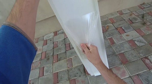 Как сделать верхний и нижний отливы на балконе для эффективного водоотвода
