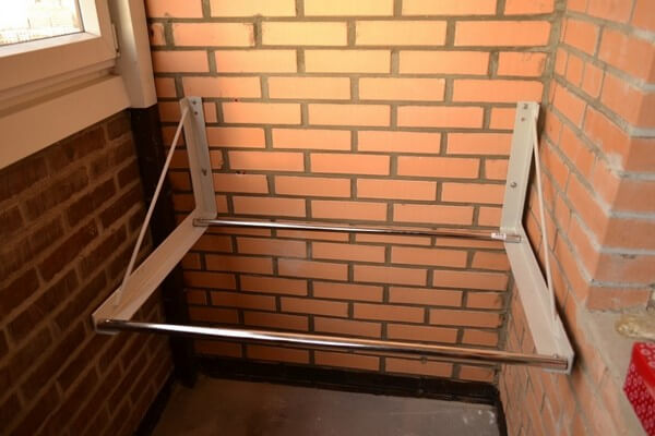 Обустройство места для удобной системы хранения на балконе