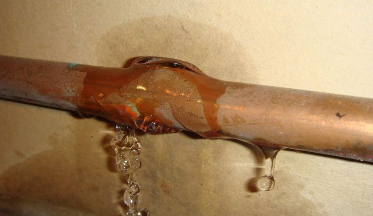 Как устранить свищ в водопроводной трубе в домашних условиях