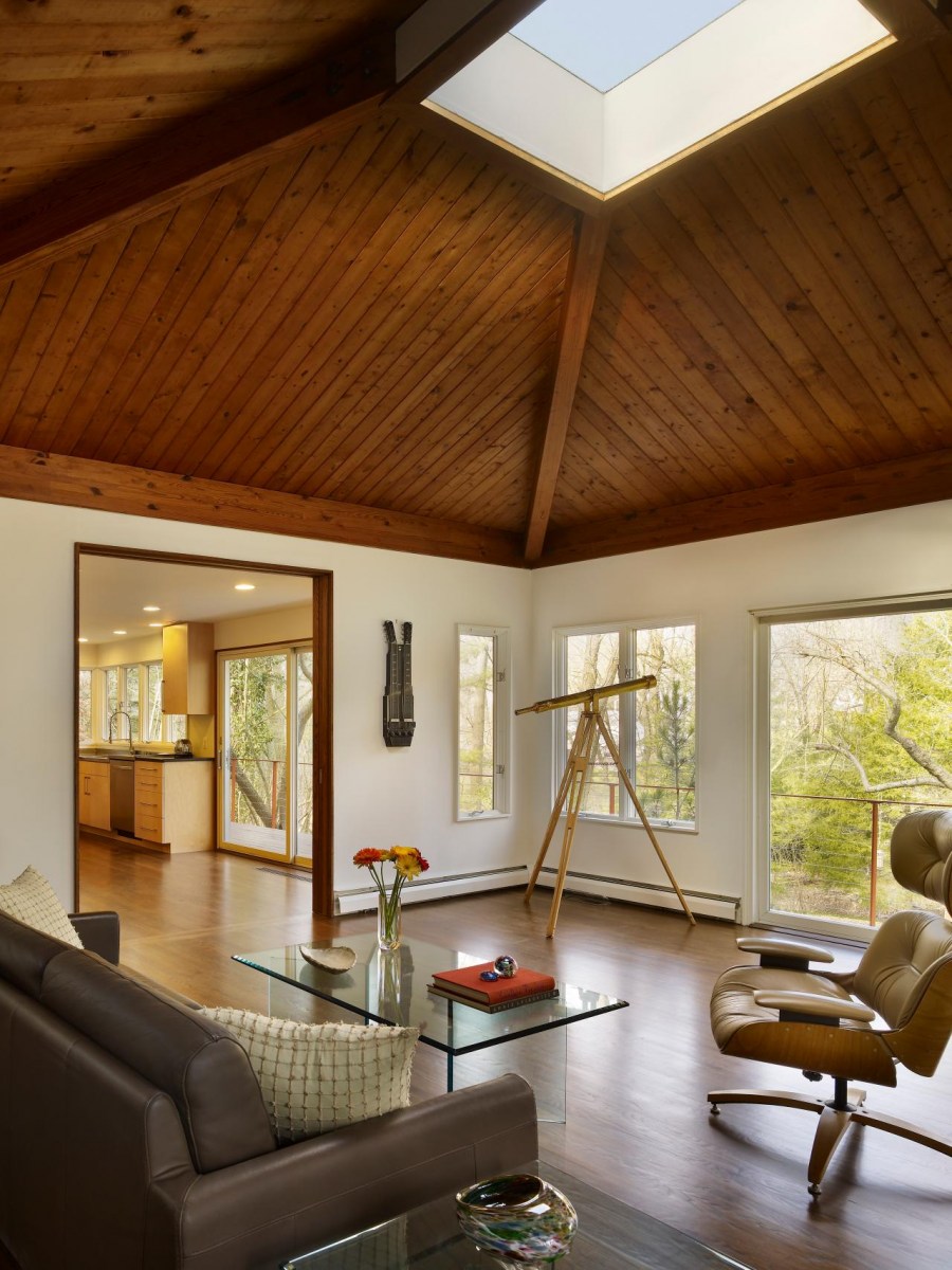 Потолок в деревянном доме — лучшие варианты отделки. 140 реальных фотографий красивого дизайна