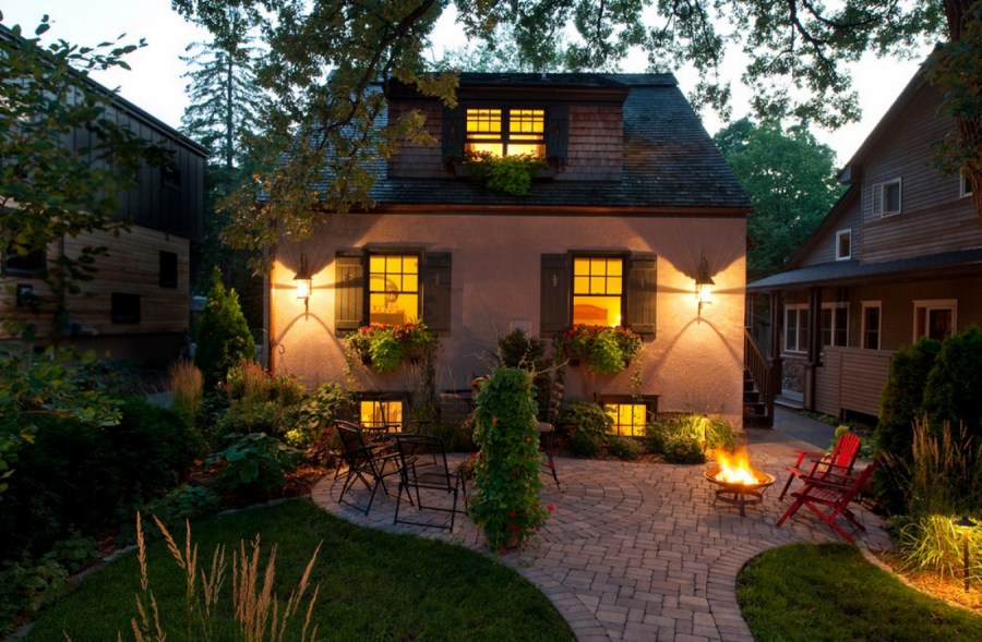 Дизайн двора частного дома: 130 фото уютных и красивых вариантов оформления