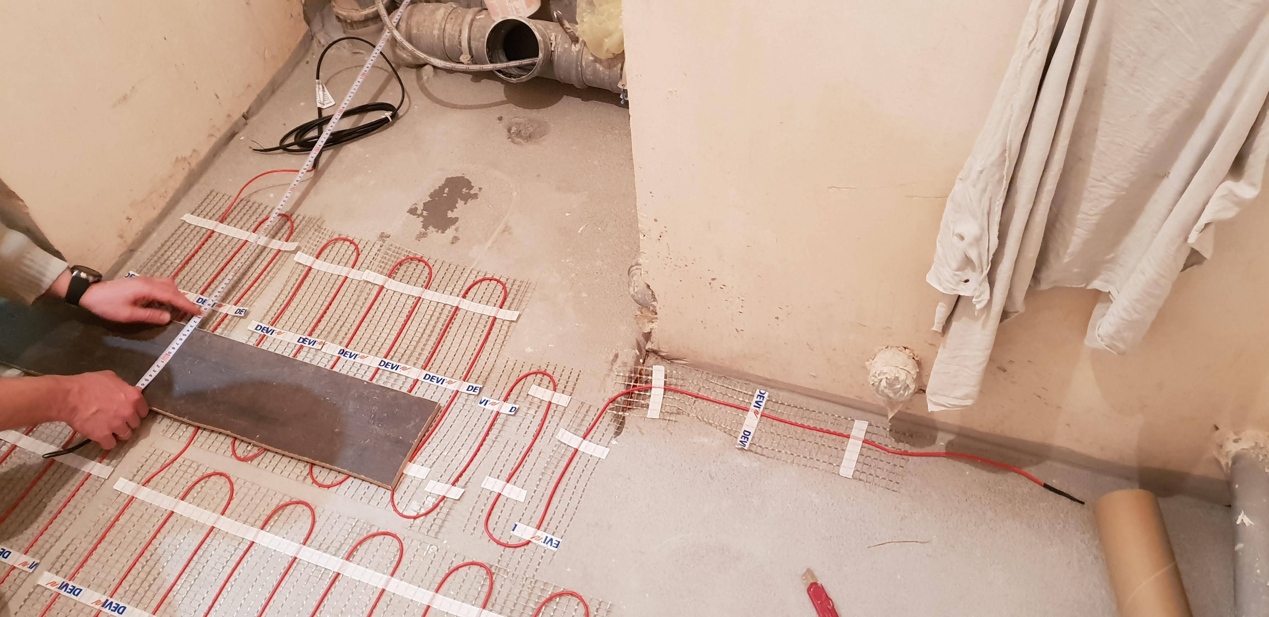 Укладка электрического теплого пола под плитку: технология монтажа электро пола, проводной эл кабель