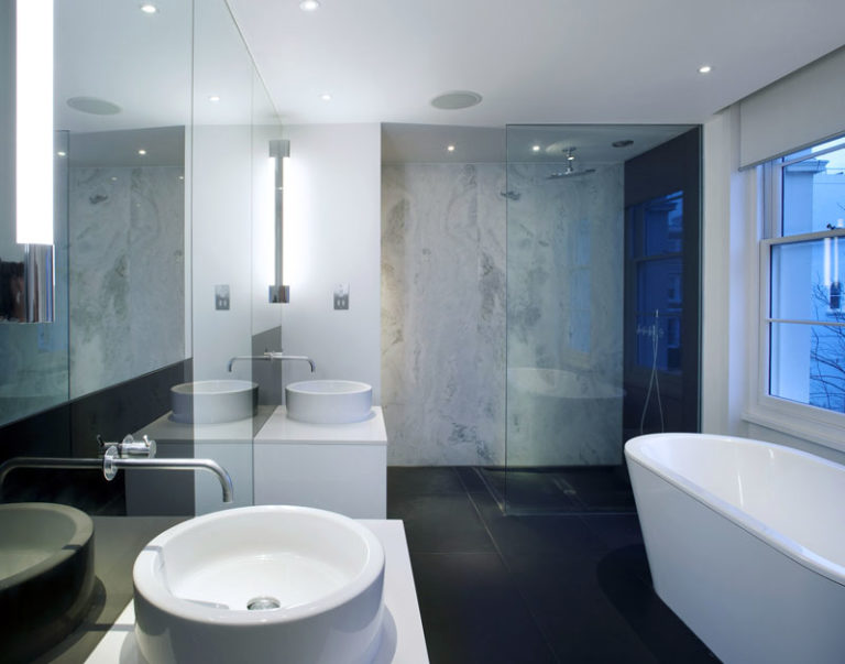 Потолок в ванной: современные виды отделки, правила выбора.