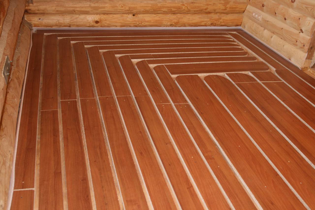 Электрический теплый пол в деревянном доме: можно ли класть на дерево в частном доме, как установить на деревянный пол, электро теплый пол в деревенском доме