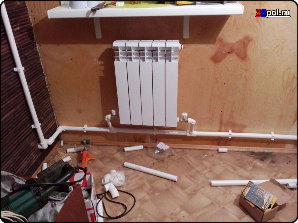 Монтаж радиаторов отопления: установка батарей в квартире, как правильно установить отопительные батареи, как монтировать в многоквартирном доме, как ставить